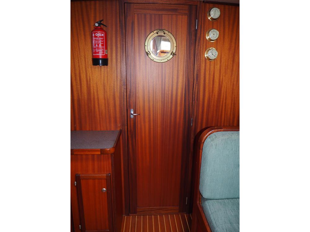 Fore ship, Accommodation